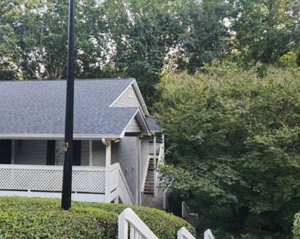 1407 Vicksburg Place, Sandy Springs