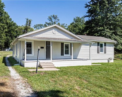 13405 Spring Street, Grandview