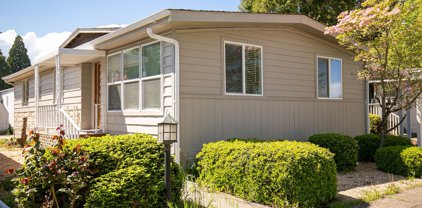 1800 LAKEWOOD CT Unit #2, Eugene