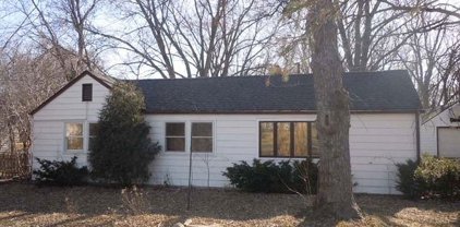 2825 Jackson Drive, Arlington Heights