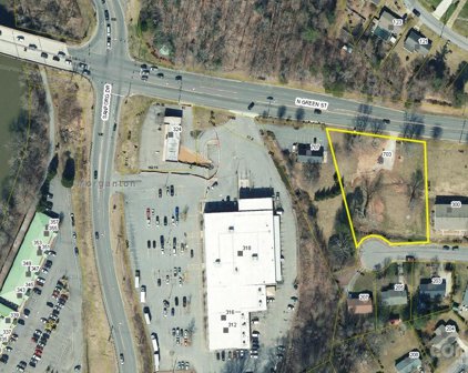 703 N Green  Street, Morganton