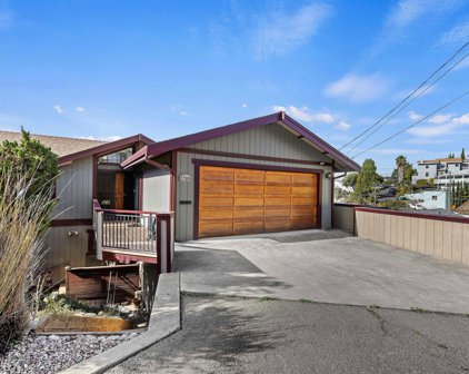 17105 Robey Dr, Castro Valley