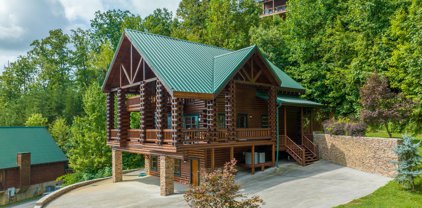 4707 Nottingham Heights Way, Pigeon Forge