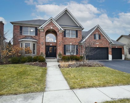 4N634 W Blue Lake Circle, St. Charles