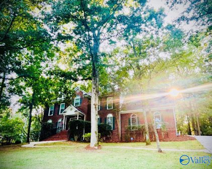 152 Heritage Lane, Madison
