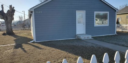 1329 E Lincoln Ave., Sunnyside
