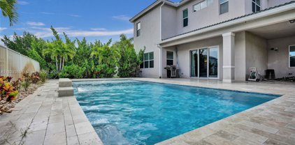 8959 Cypress Grove Ln, Royal Palm Beach