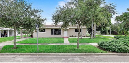 9490 Caribbean Blvd, Cutler Bay