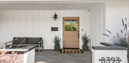 8393 Cliffridge Lane, La Jolla