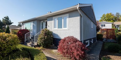 139 E Durham Street, New Westminster
