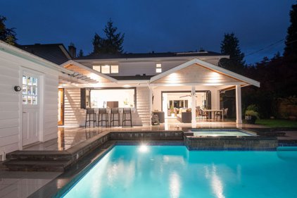 1105 W 24th Street, North Vancouver