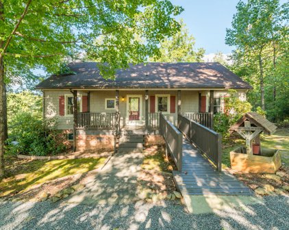 8079 Wheats Valley  Rd, Bedford