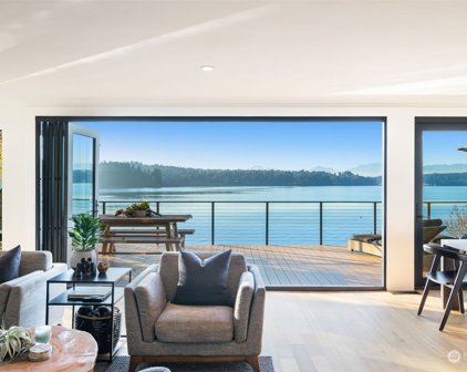 8551 Hansen Road NE, Bainbridge Island