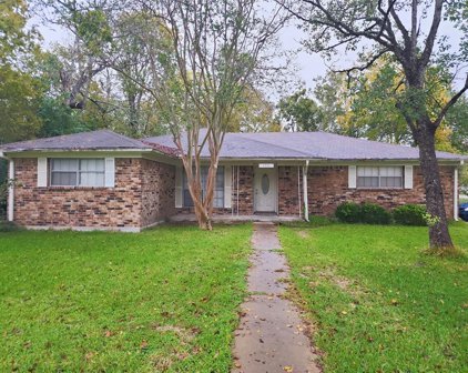 4533 29th Street, Dickinson
