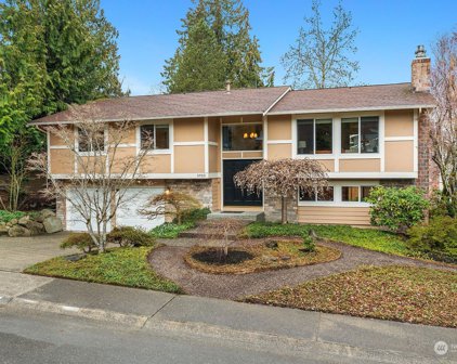 5923 105th Avenue NE, Kirkland