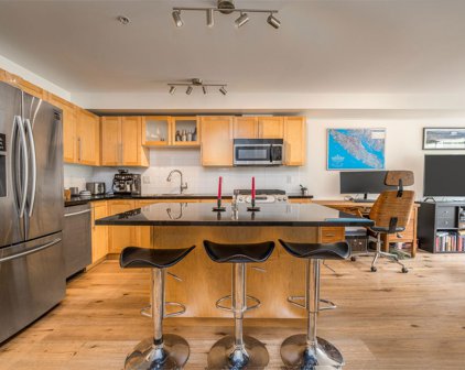 122 E 3rd Street Unit 304, North Vancouver