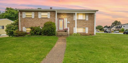 1401 Adamsview Rd, Catonsville
