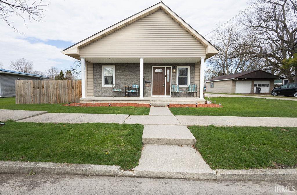 122 S 15th St, Decatur