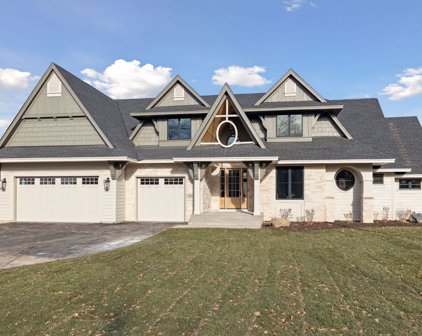 785 Wentworth Avenue, Mendota Heights