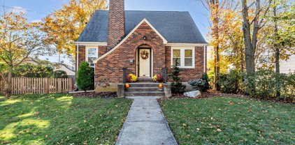 819 East St, Dedham