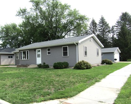 385 3rd Street, Dawson