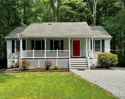 872 Campers Lane, Ruther Glen