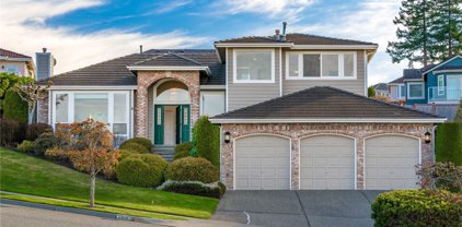 2014 Hillside Drive NE, Tacoma
