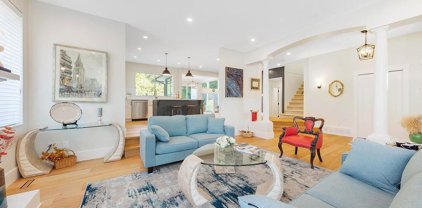 8042 197 Street, Langley