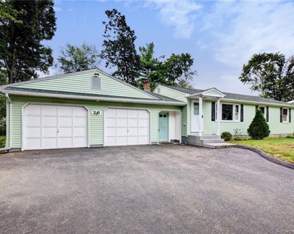 26 Iroquois Road, Enfield