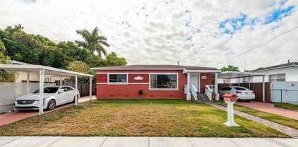 150 E 38th St, Hialeah