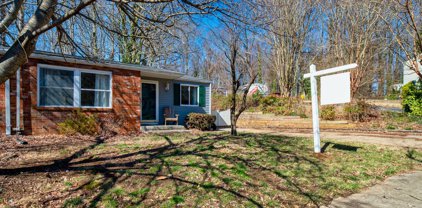 414 Blossom Tree Dr, Annapolis