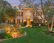 11 N Heritage Hill Circle, The Woodlands image