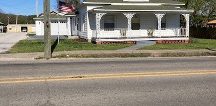 201 S Springfield, Berryville