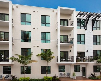 8001 Nw 41 St Unit #411, Doral