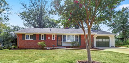 7419 Chatham St, Springfield
