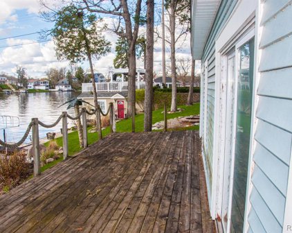 694 VICTORIA, Lake Orion Vlg