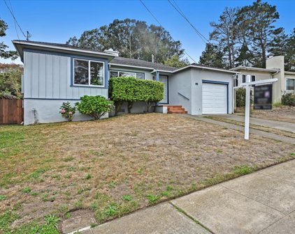 723 Thornhill Dr, Daly City