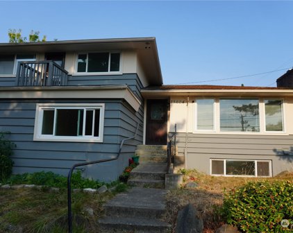 25604 16th Avenue S, Des Moines