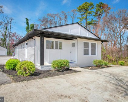 422 Asbury Dr, Severna Park