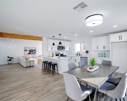 9404 Valencia Canyon Drive, Las Vegas