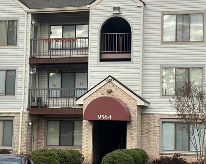 9564 Cannoneer Ct Unit #101, Manassas