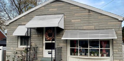 3539 Arlington St, Reading