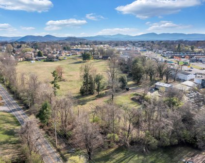 5627 Williamson  Rd, Roanoke