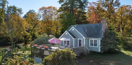 66 Chapin Rd., Hampden