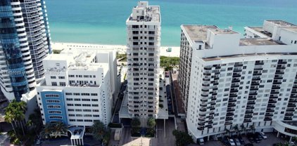 6061 Collins Ave Unit #10D, Miami Beach