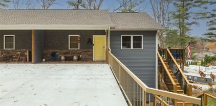 1976 Upper Ridgewood  Boulevard, Hendersonville