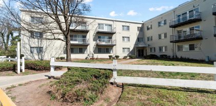 5601 Parker House Ter Unit #312, Hyattsville