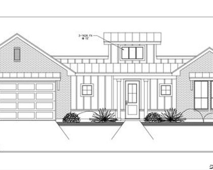 278 Edgewood Dr, Bandera