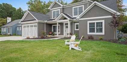 30611 Winston Drive, Bay Village