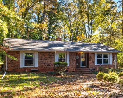 7404 Oakwood  Lane, Charlotte